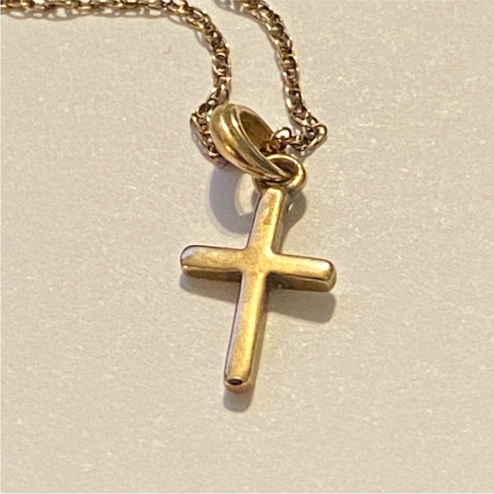 Vintage Gold Cross Pendant Necklace
